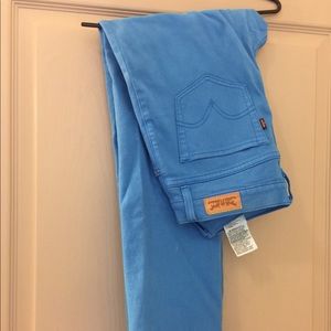 Levi’s women’s perfectly shaping/512 straight leg